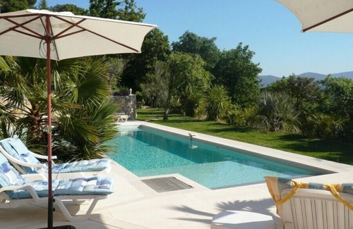 Grimaud Villa | Rented villa in the gulf of Saint-Tropez to Grimaud village in provence