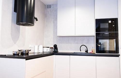 Michle Apartment | Rentero Scandinavian - Private Garden APT