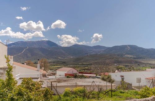 Laujar de Andarax Villa | RentitSpain Casa Lavadero Historia y confort