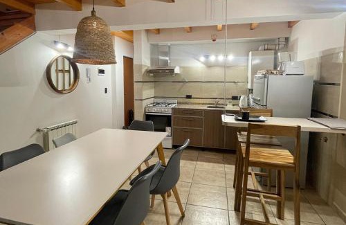 10 de Diciembre Apartment | RentUp - Duplex para 5 personas en el corazon de Bariloche