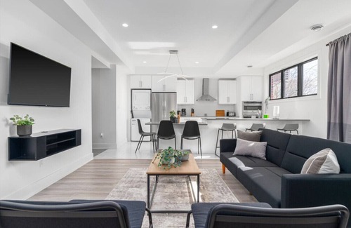 London Apartment | RentX|Penthouse Suite|Central London|Parking/Wi-Fi