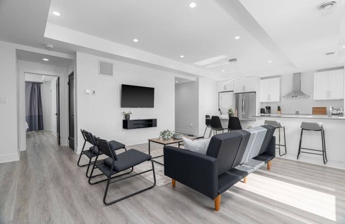 London Apartment | RentX|Penthouse Suite|Central London|Parking/Wi-Fi