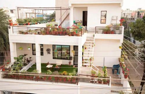 Kishanganj Hotel | Renuka Luxury Stay