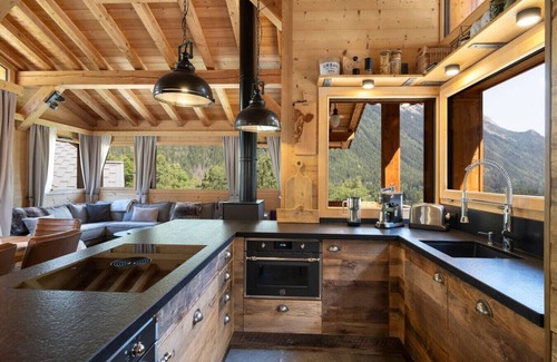 Le Lavancher Ski Chalet | Repos du Loup - Chalet 4CH 4SDB | PoêleBois | Jacuzzi BainNordique
