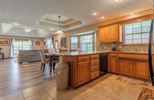 Republic House | Republic Oasis, 2 Beds, 2 Bath, 1 pet Ok.