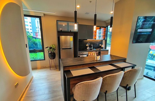La Carolina Condo | Republica del Salvador Coliving Ecuador