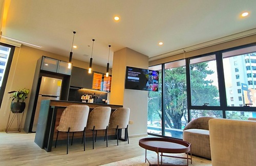 La Carolina Condo | Republica del Salvador Coliving Ecuador