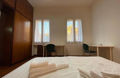 Padova Apartment | RES Falena apartment within walking distance of the hospital and the city center