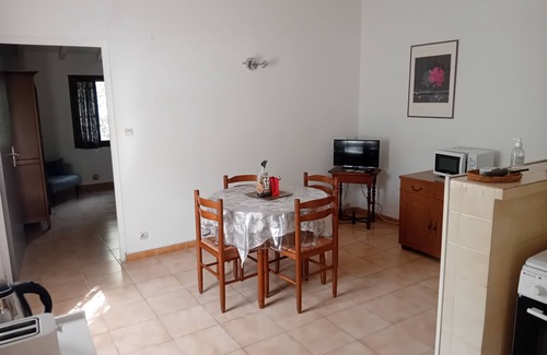 Grand Valinco Apartment | Res. OLIVERAIE "GHJULIA, T2/1" In the shade of the olive trees, a few steps from the sea