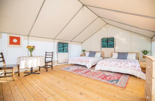 Cassville Other | Reserve all 5 tents for the price of 4 - Roaring River Hills