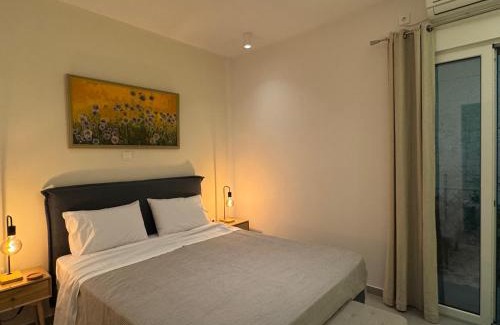 Petralona Apartment | Reservoir Athens