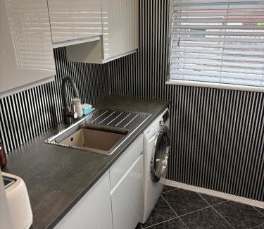 Edgbaston Apartment | Reservoir Suite - Modern Private Apartment with King Bed