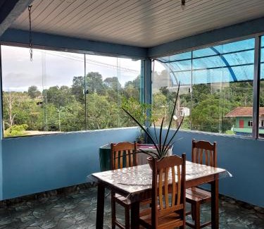 Presidente Figueiredo House | Residência Glória