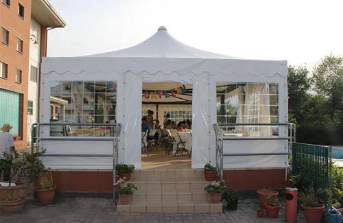 Isola del Gran Sasso dʼItalia Apartment | Residence La Piscina