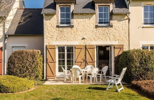Port-en-Bessin-Huppain House | Residence Pierre & Vacances Le Green Beach**** - House 6 people - 2 bedrooms - Fireplace - Terrace