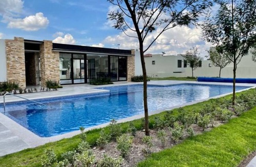 Queretaro House | Residencia en Querétaro, con Hacienda Restaurada. Diviértete con Toda la Familia