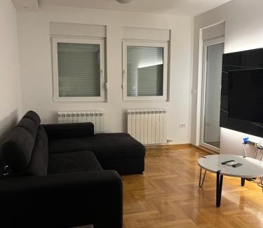 Stari Banovci Apartment | Residence 25V