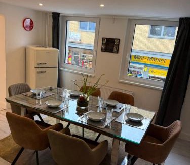Saint Pauli Apartment | Residence -6 rooms- Sankt Pauli, Harbour and Schanze