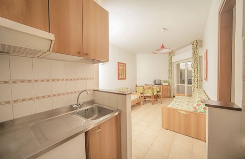 Giannella Apartment | Residence Airone - one bedroom apartment for 5 people