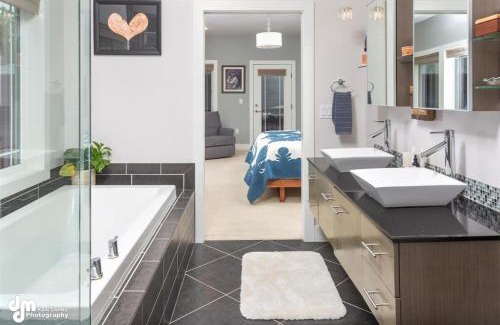 Turnagain House | Residence at Marston