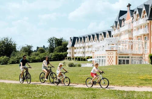 Bagnoles-de-l'Orne Apartment | Residence b'o Cottage * - Douglas 2 Room Suite 4 People Forest View