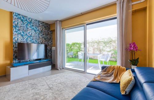Carabacel Apartment | Residence Blue Harmony