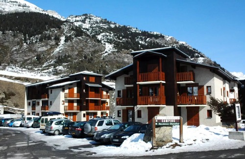 Lanslevillard Apartment | Residence Chevallier - 3 Rooms for 6 People