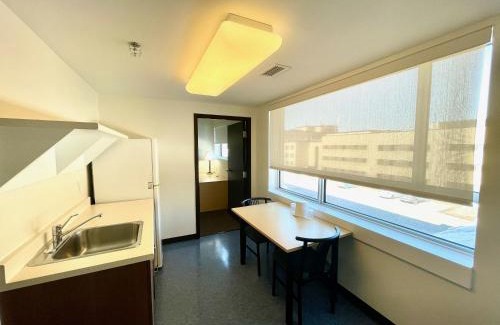 Old Ottawa East Apartment | Residence & Conference Centre - Ottawa Downtown