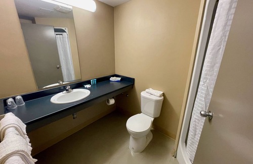 Ottawa Division Apartment | Residence & Conference Centre - Ottawa West