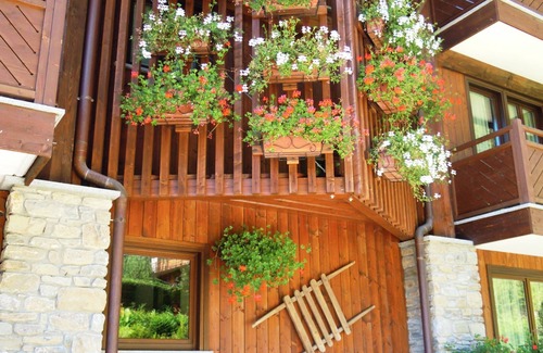 Pallusieux House | Residence Courmaison