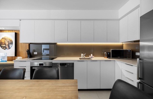 Arthur's Point Apartment | Residence du Parc - Luxury Apartment