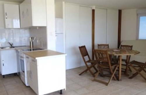 Tizzano Apartment | RESIDENCE FIORAVANTI 4 Apartment SEA VIEW - WATERFRONT 2-4 pers