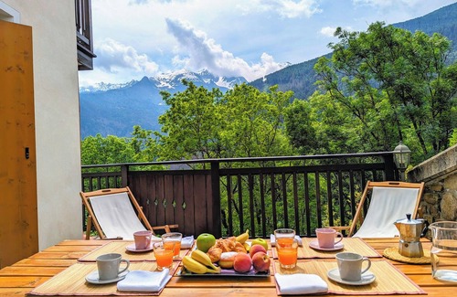 Madonna di Tirano Apartment | [residence Gardenia] Terrazza 40mq Privata + Garage Privato