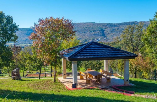 Siroki Brijeg Villa | Residence Herzegovina