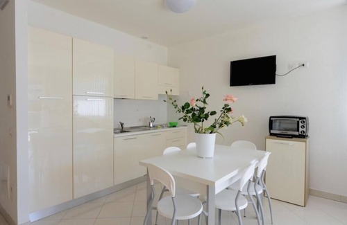 Pinarella House | Residence i Diamanti