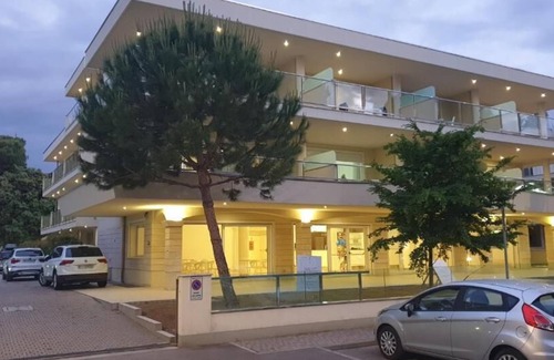 Pinarella House | Residence i Diamanti