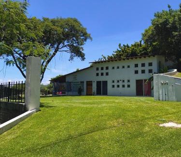 Ixtapan de la Sal House | Residence in Rancho San Diego