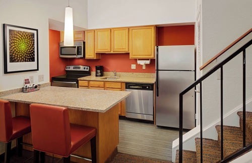 Madison Heights Hotel | Residence Inn by Marriott Detroit Troy/Madison Heights