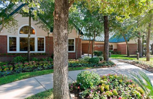The Woodlands Hotel | Residence Inn by Marriott Houston The Woodlands/Lake Front Circle