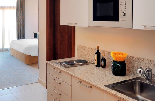 Kuwait City Hotel | Residence Inn by Marriott Kuwait City