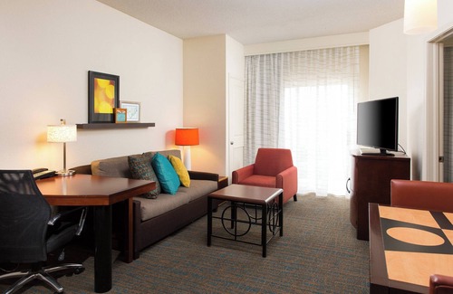 Waldron Hotel | Residence Inn by Marriott Kansas City Airport