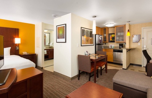 Springfield Hotel | Residence Inn by Marriott Springfield Old Keene Mill
