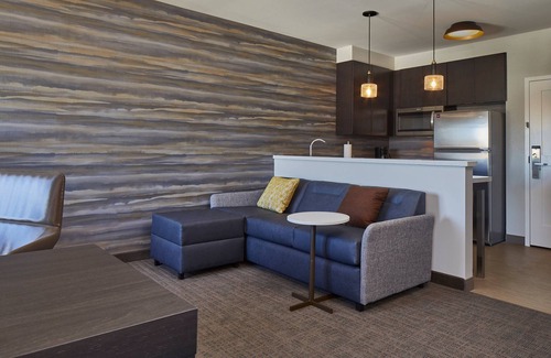 Hough Hotel | Residence Inn by Marriott Cleveland University Circle/Medical Center