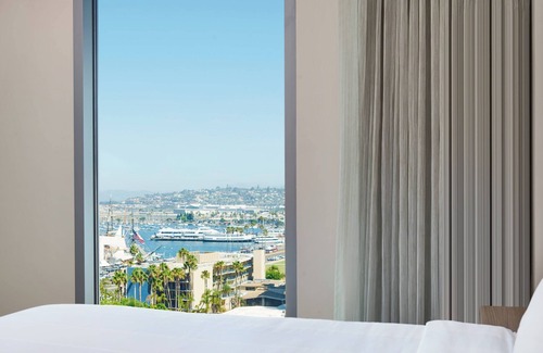 Columbia Hotel | Residence Inn by Marriott San Diego Downtown/Bayfront