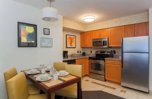South Arlington Hotel | Residence Inn by Marriott Dallas Arlington South
