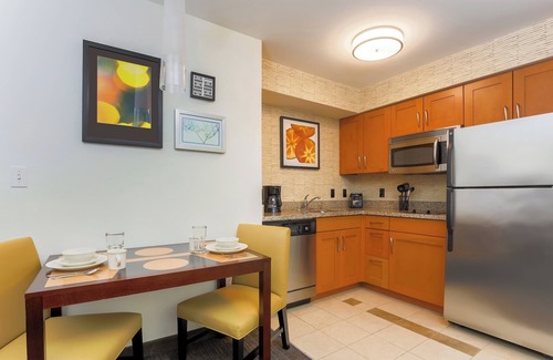 South Arlington Hotel | Residence Inn by Marriott Dallas Arlington South
