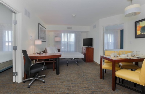 South Arlington Hotel | Residence Inn by Marriott Dallas Arlington South