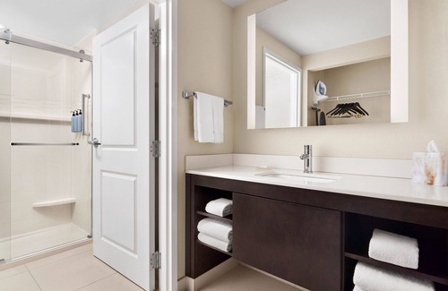 Oxford Valley Hotel | Residence Inn by Marriott Philadelphia Langhorne