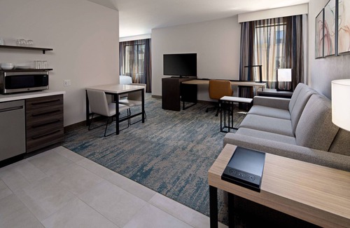 Valencia Hotel | Residence Inn by Marriott Valencia