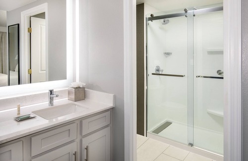 Thompson Square - Bunker Hill Hotel | Residence Inn by Marriott Boston Harbor on Tudor Wharf